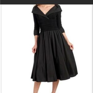 Jessica Howard Jersey taffeta, 3/4 sleeve and portrait collar. MIDI size 10